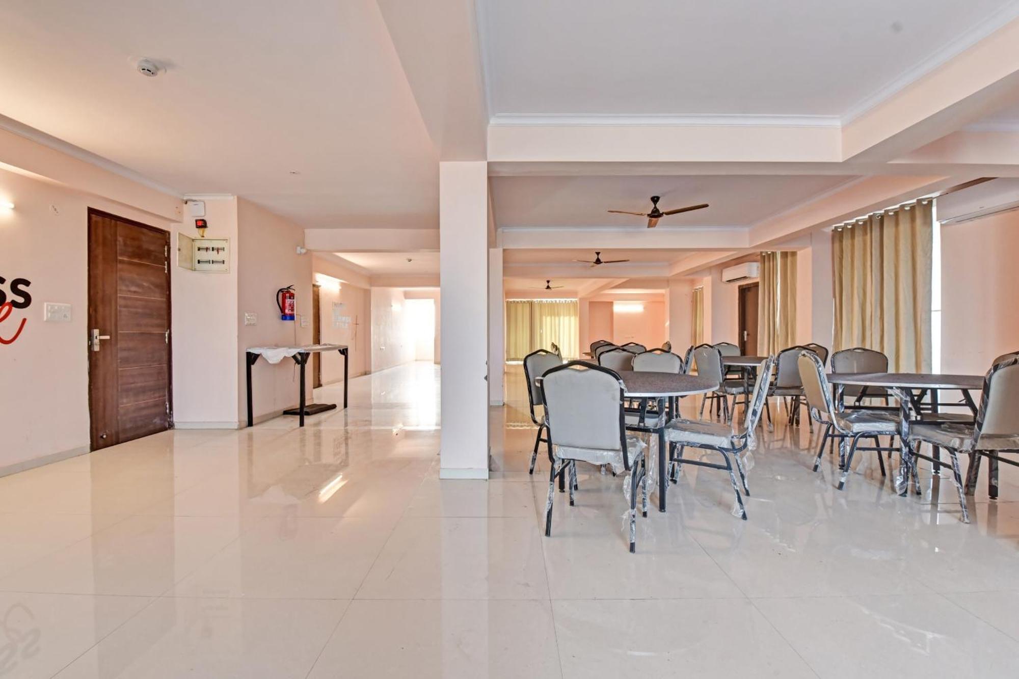Hotel O Townhouse Jaipur Luaran gambar